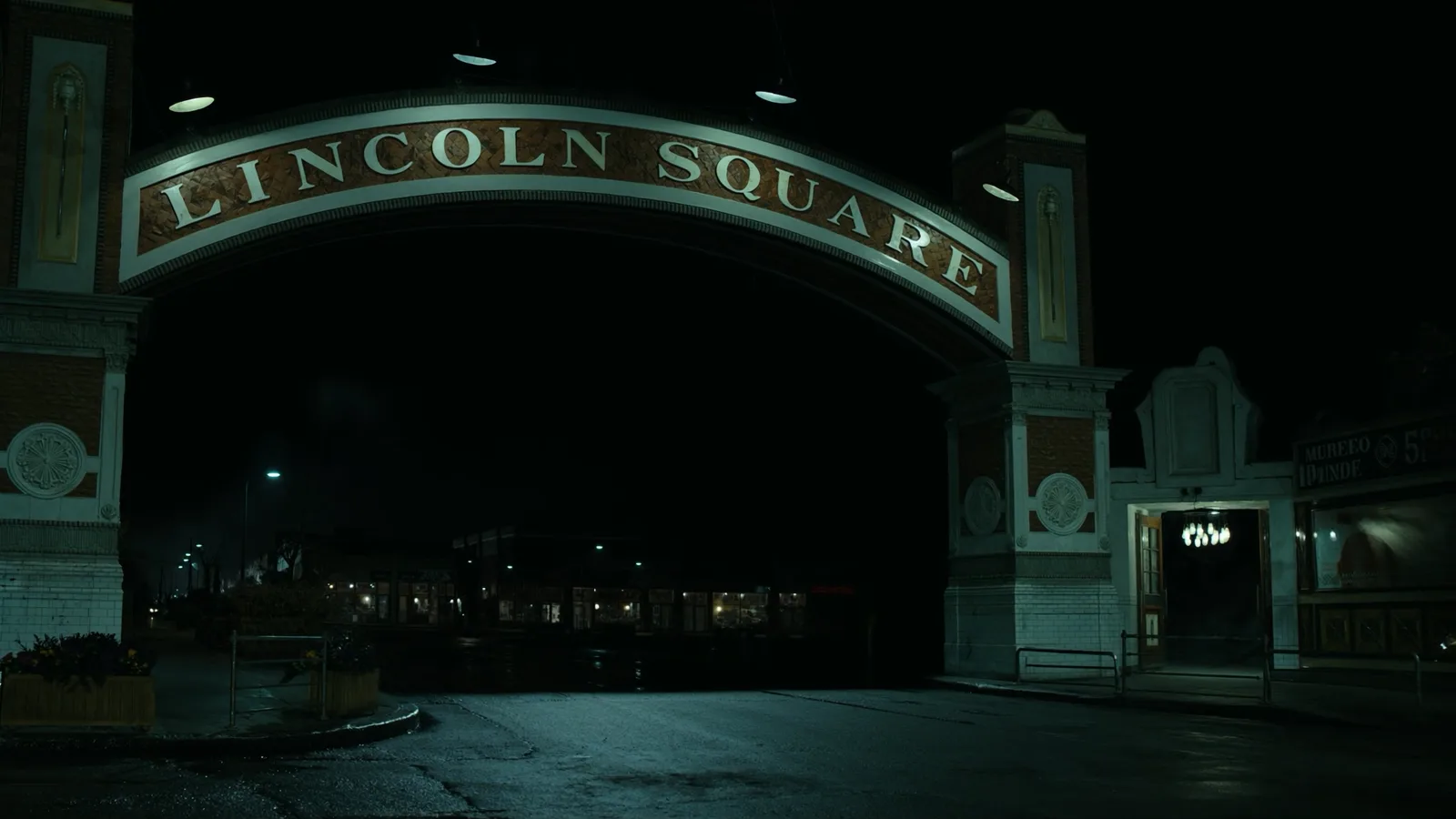 Lincoln Square: Lincoln Square arch